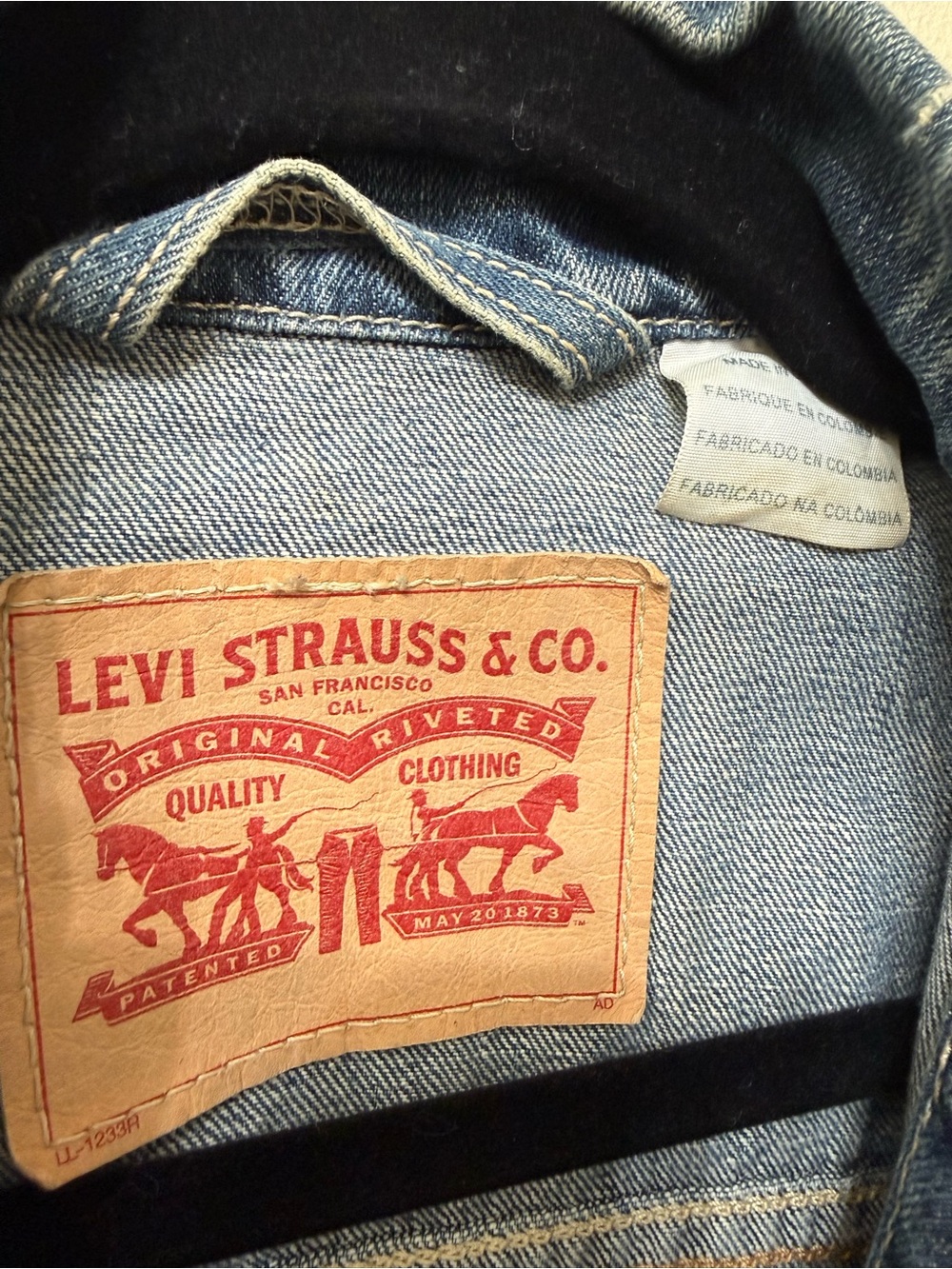 Levi's Men’s S Original Trucker Jean Jacket Classic Preppy Fall Cowboy Neutral - Picture 3 of 12